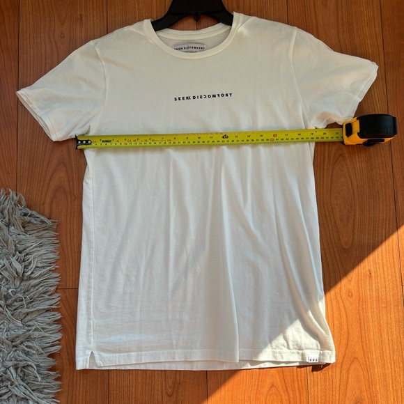 Seek Discomfort cotton t-shirt size L - Picture 6 of 7